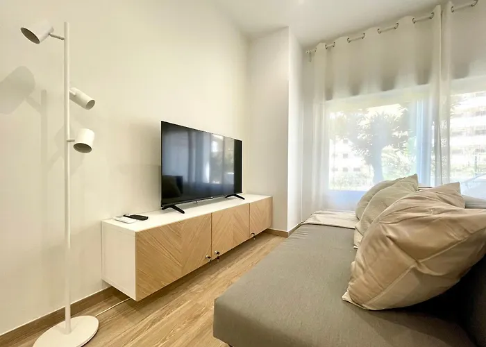 Suncoast Apartment *